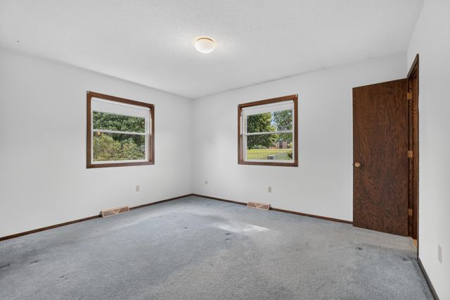 2332 4th Avenue NW, Rochester, MN 55901