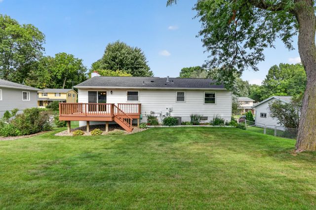 2332 4th Avenue NW, Rochester, MN 55901