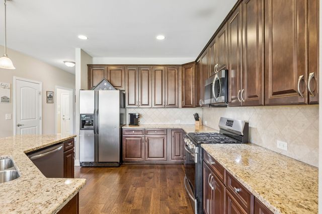1034 Callaway Dr, Lebanon, TN 37087