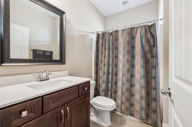 1034 Callaway Dr, Lebanon, TN 37087