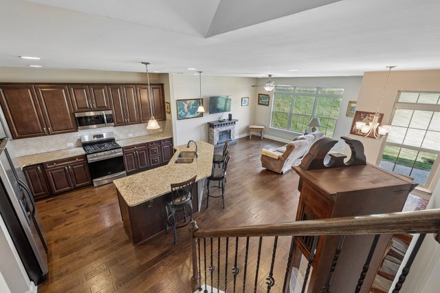 1034 Callaway Dr, Lebanon, TN 37087
