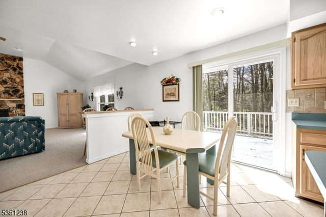 35 Cherbourg Dr, West Milford Twp., NJ 07480