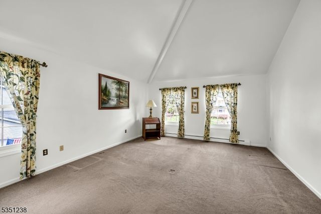 35 Cherbourg Dr, West Milford Twp., NJ 07480