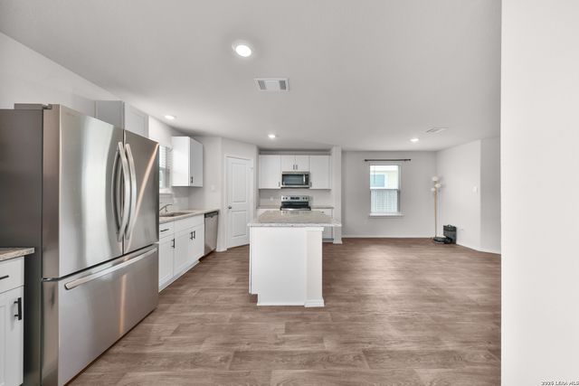 8210 Titan Belt, San Antonio, TX 78252