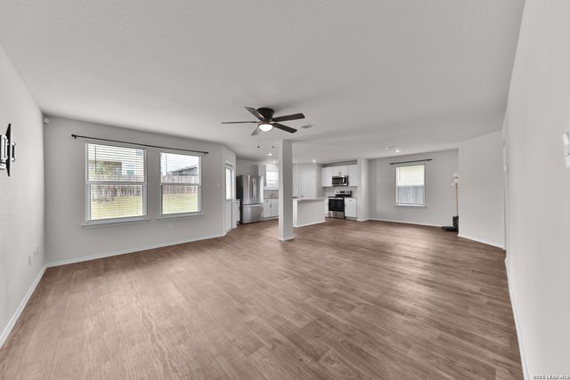 8210 Titan Belt, San Antonio, TX 78252