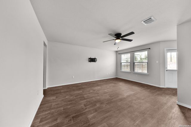 8210 Titan Belt, San Antonio, TX 78252