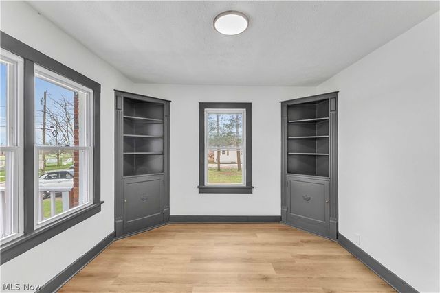 304 E Union Street, Medina, OH 44256