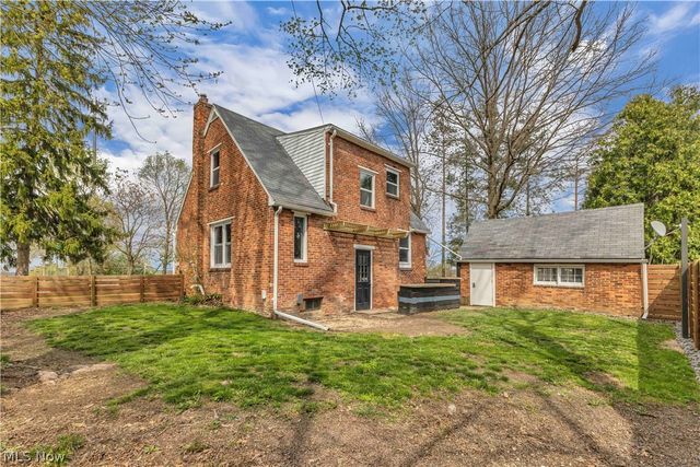 304 E Union Street, Medina, OH 44256