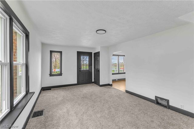 304 E Union Street, Medina, OH 44256