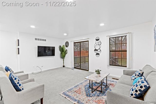 25029 Joanne Smith Drive, Warren, MI 48091