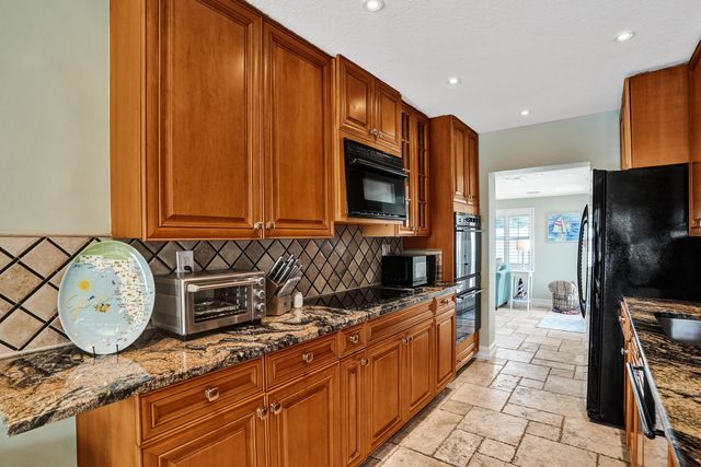 1433 NE 27th Street, Pompano Beach, FL 33064