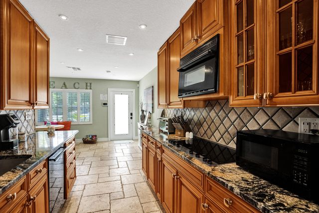 1433 NE 27th Street, Pompano Beach, FL 33064