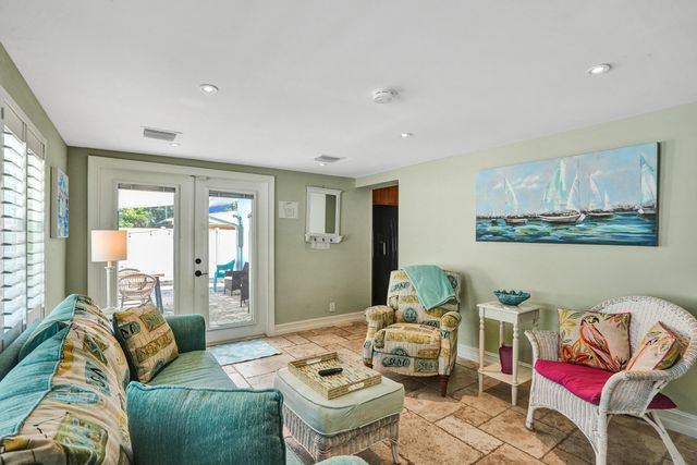 1433 NE 27th Street, Pompano Beach, FL 33064