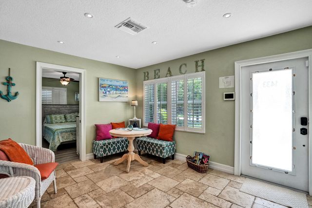 1433 NE 27th Street, Pompano Beach, FL 33064