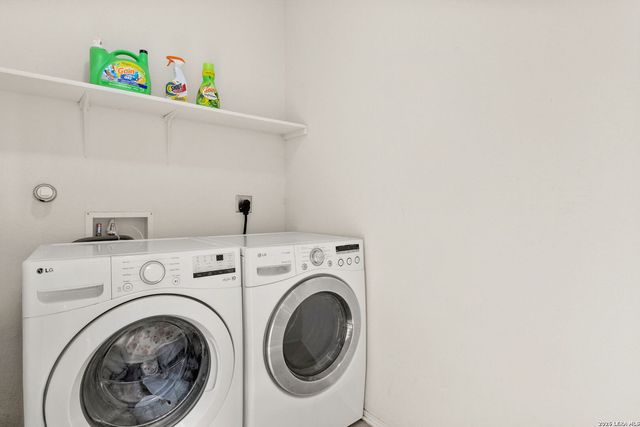 10919 Almond Crest, Live Oak, TX 78233