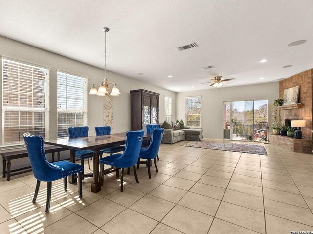 10919 Almond Crest, Live Oak, TX 78233