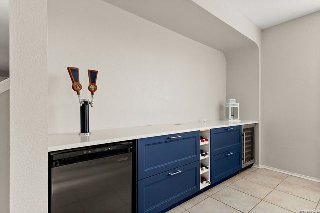 10919 Almond Crest, Live Oak, TX 78233