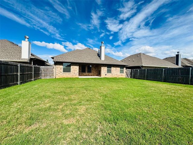 12205 Katie Ridge Road, Yukon, OK 73099