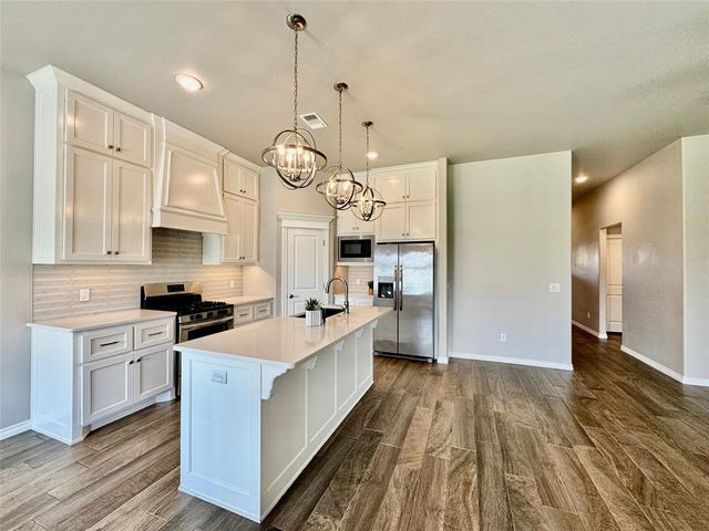 12205 Katie Ridge Road, Yukon, OK 73099