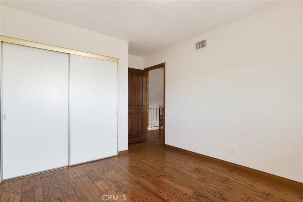 Image 27 of property listing at 3003 Mesa Verde Drive, Burbank, CA 91504