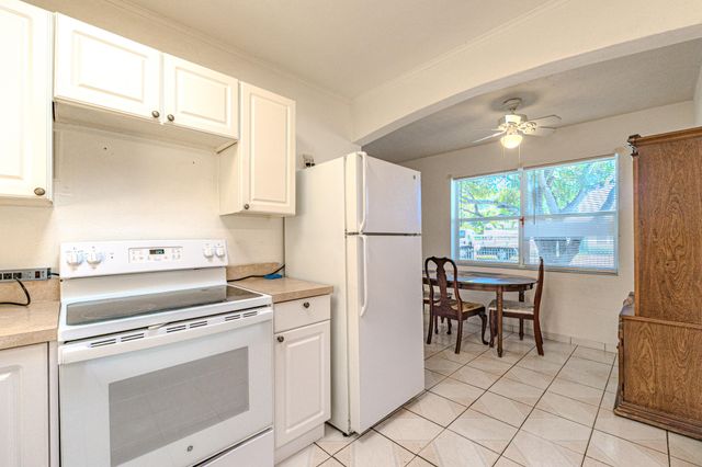 281 NE 46th Street, Deerfield Beach, FL 33064