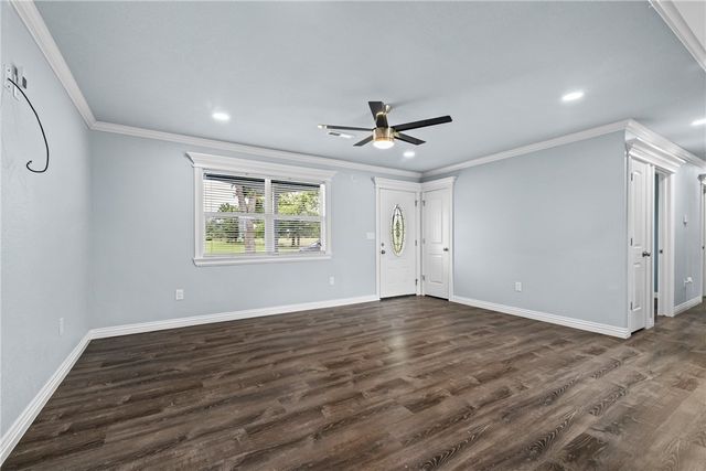 1109 Little Flock Drive, Rogers, AR 72756