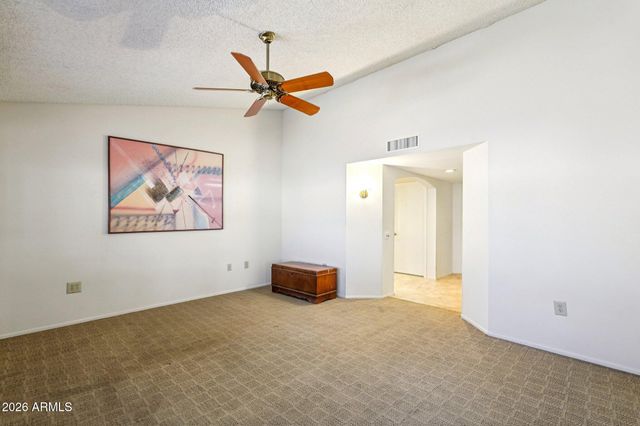 20042 N CROWN RIDGE Drive, Sun City West, AZ 85375