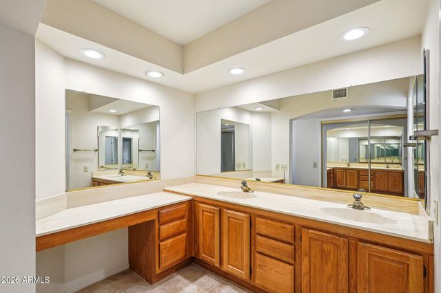 20042 N CROWN RIDGE Drive, Sun City West, AZ 85375