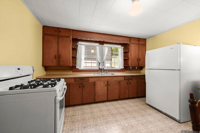 741 Steele Blvd, Baton Rouge, LA 70806