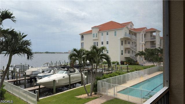 4235 SE 20th PL C201, Cape Coral, FL 33904