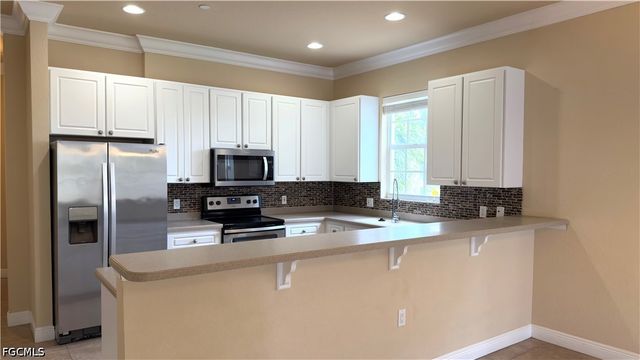 4235 SE 20th PL C201, Cape Coral, FL 33904