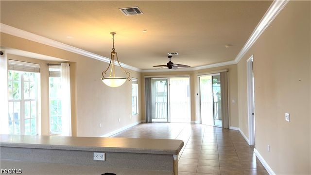 4235 SE 20th PL C201, Cape Coral, FL 33904