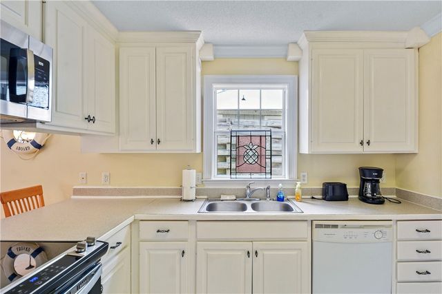 162 Toluca Lane, St Simons Island, GA 31522