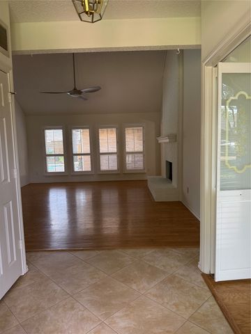 730 Blue Oak Drive, Lewisville, TX 75067