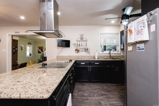 6 Betsy Lane, Little Rock, AR 72205
