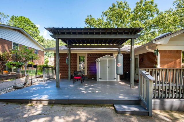 6 Betsy Lane, Little Rock, AR 72205