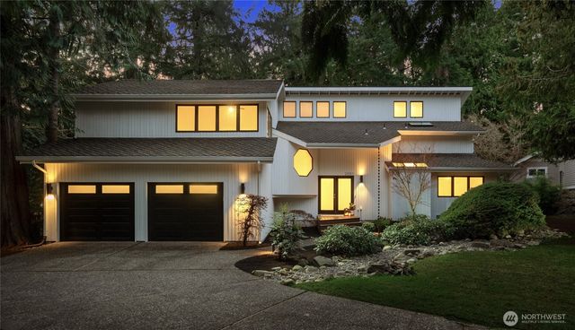 2057 213th Avenue NE, Sammamish, WA 98074