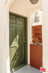 2933 Swan Place, Los Angeles, CA 90026