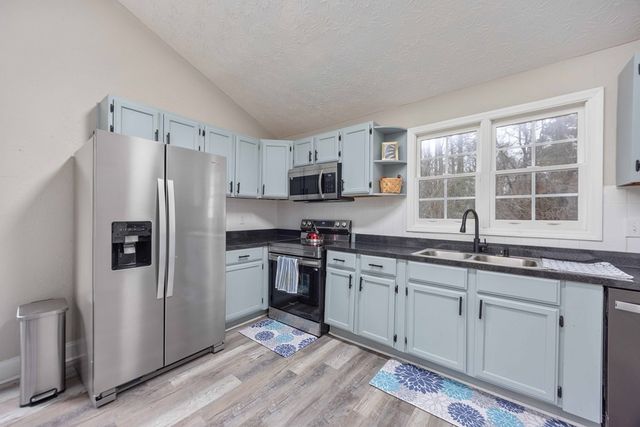 6703 Aldora Drive, Columbus, GA 31907