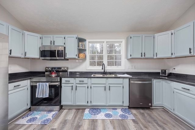 6703 Aldora Drive, Columbus, GA 31907