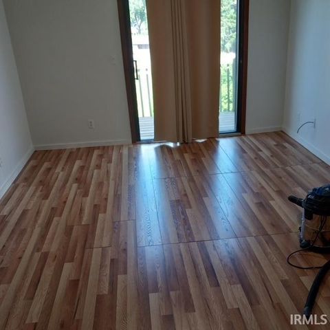 1208 Clarinet Boulevard, Elkhart, IN 46516