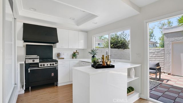 2 Sunflower, Irvine, CA 92604