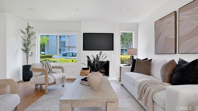 2 Sunflower, Irvine, CA 92604