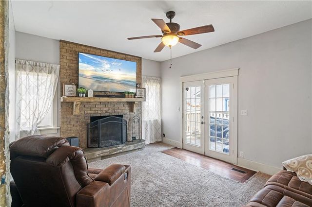 2709 Felix Street, St Joseph, MO 64501