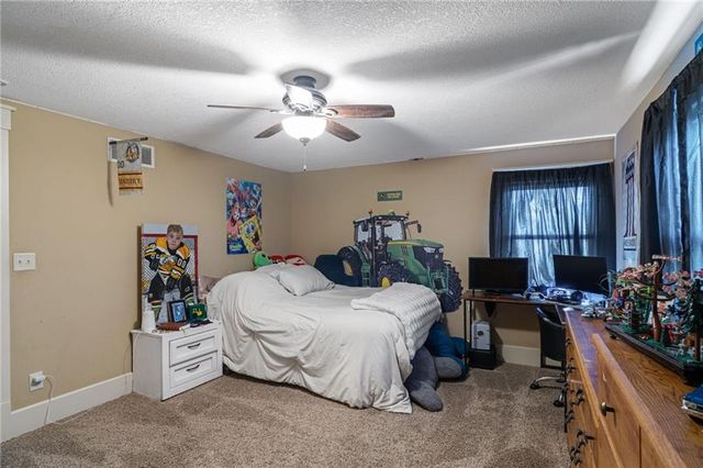 2709 Felix Street, St Joseph, MO 64501