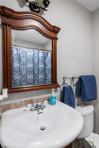 2709 Felix Street, St Joseph, MO 64501