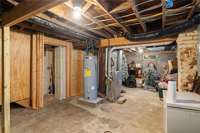 2709 Felix Street, St Joseph, MO 64501