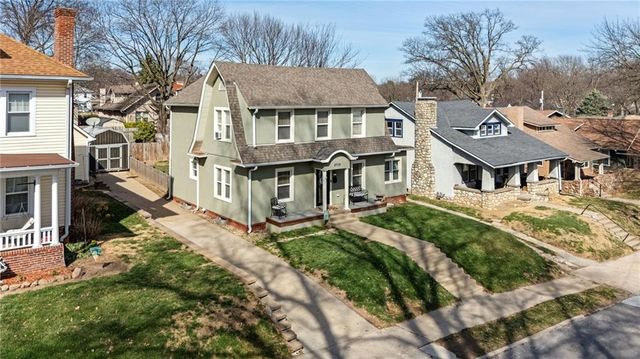 2709 Felix Street, St Joseph, MO 64501