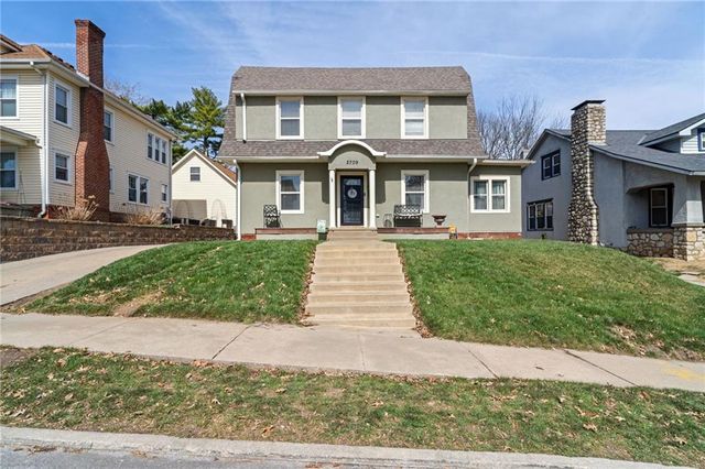 2709 Felix Street, St Joseph, MO 64501