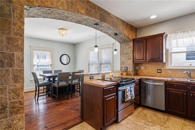 2709 Felix Street, St Joseph, MO 64501